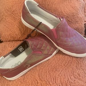 Shimmering pink, slip on Byb GBG brand new with tag